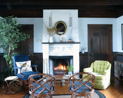 Living room decor secondhand. How to Create a Cozy and inviting Living Room on a Budget.