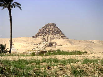 Pyramide_of_Sahoure_Abousir-Egypt