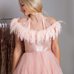 Apink dresse trimmed with ostrich feathers fashion concept for-women-2024 Fashion.